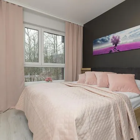 アパート Dark Blue And Grey With Pastel Bedroom In By Renters